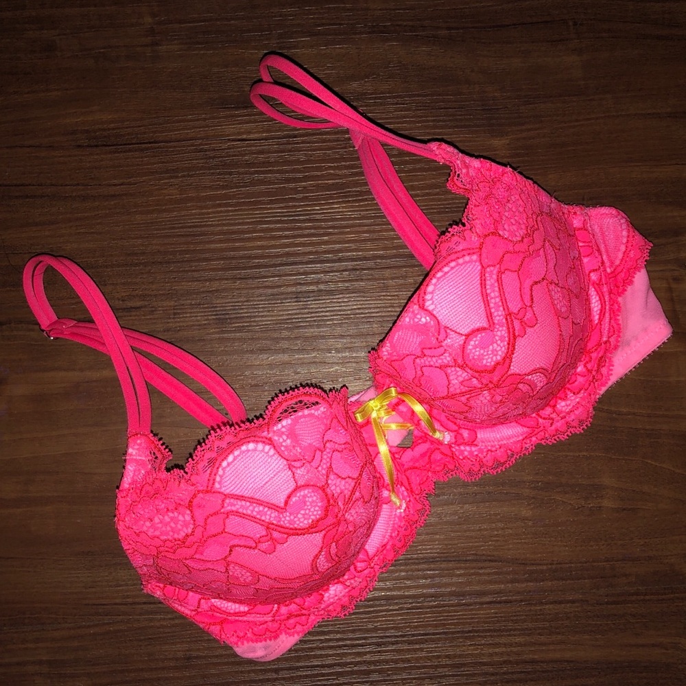 NWOT - Victoria’s Secret Balconette Bra - 32B - Picture 1 of 7
